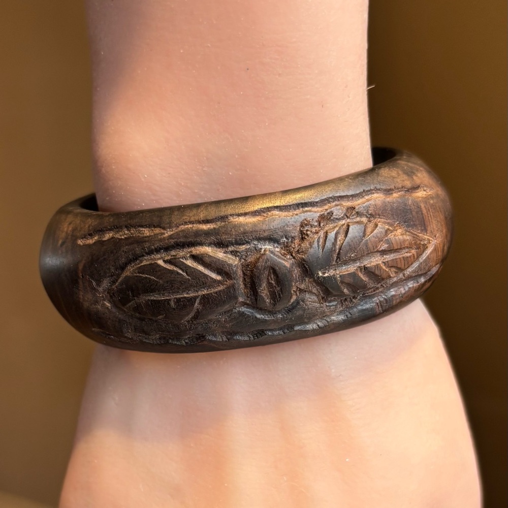 Vintage Hand-Carved Dark Wood Leaf Cuff Bangle